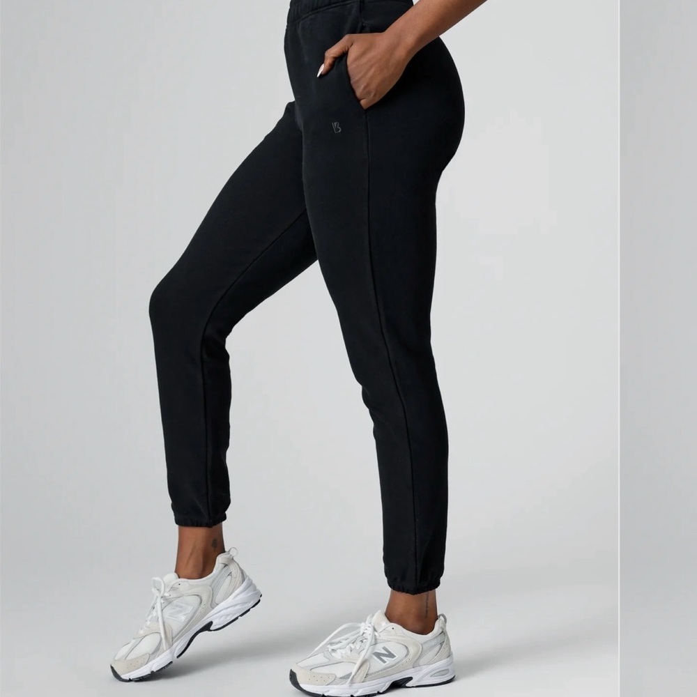 Buffbunny Cloud Joggers - Picture 2 of 2